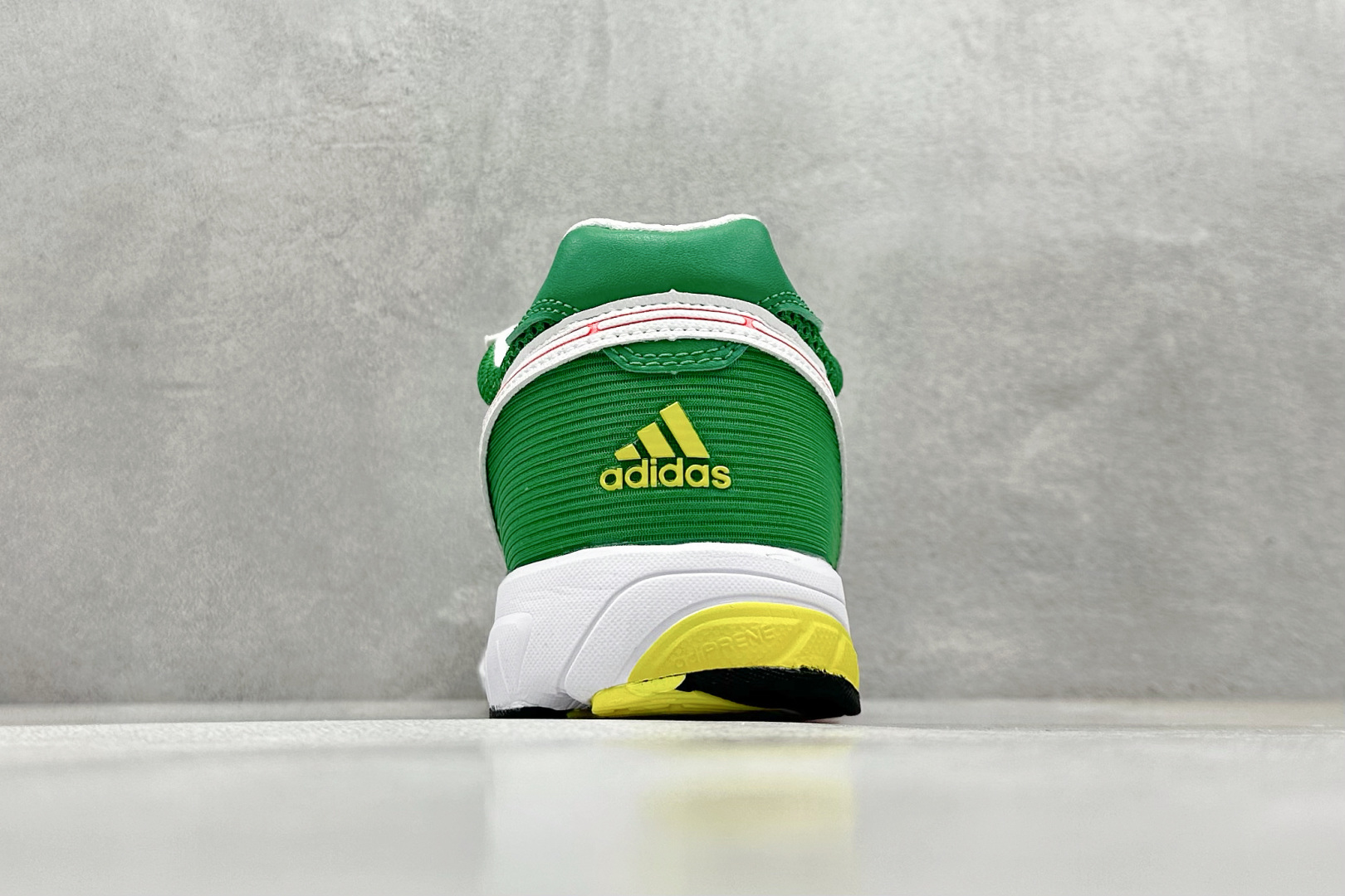 阿迪达斯adidas originals Neftenga纯原版本红黄绿马拉松网面超轻透气跑步鞋 莆田阿迪达斯货源 货号:JI0494