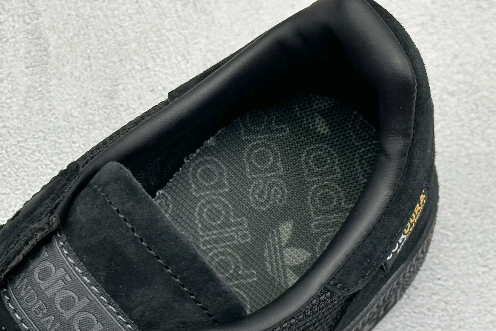 阿迪达斯adidas Originals Handball SPZL纯原版本手球运动员系列黑灰色板鞋 莆田鞋阿迪达斯货源 货号:IE6603