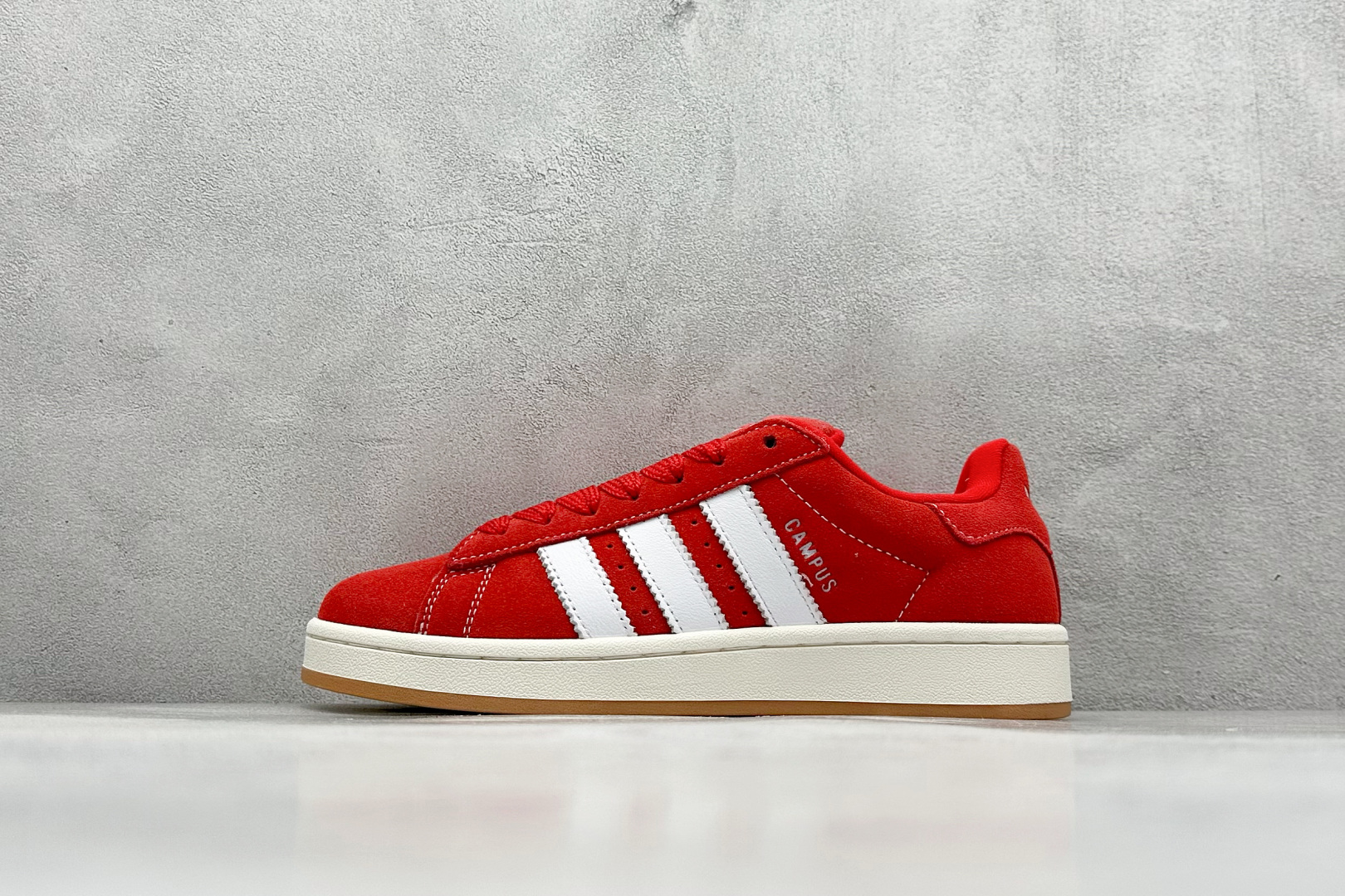 阿迪达斯adidas Originals Campus 00s纯原版本红白色面包鞋运动板鞋 莆田阿迪达斯货源 (ID:108021) - 图片1