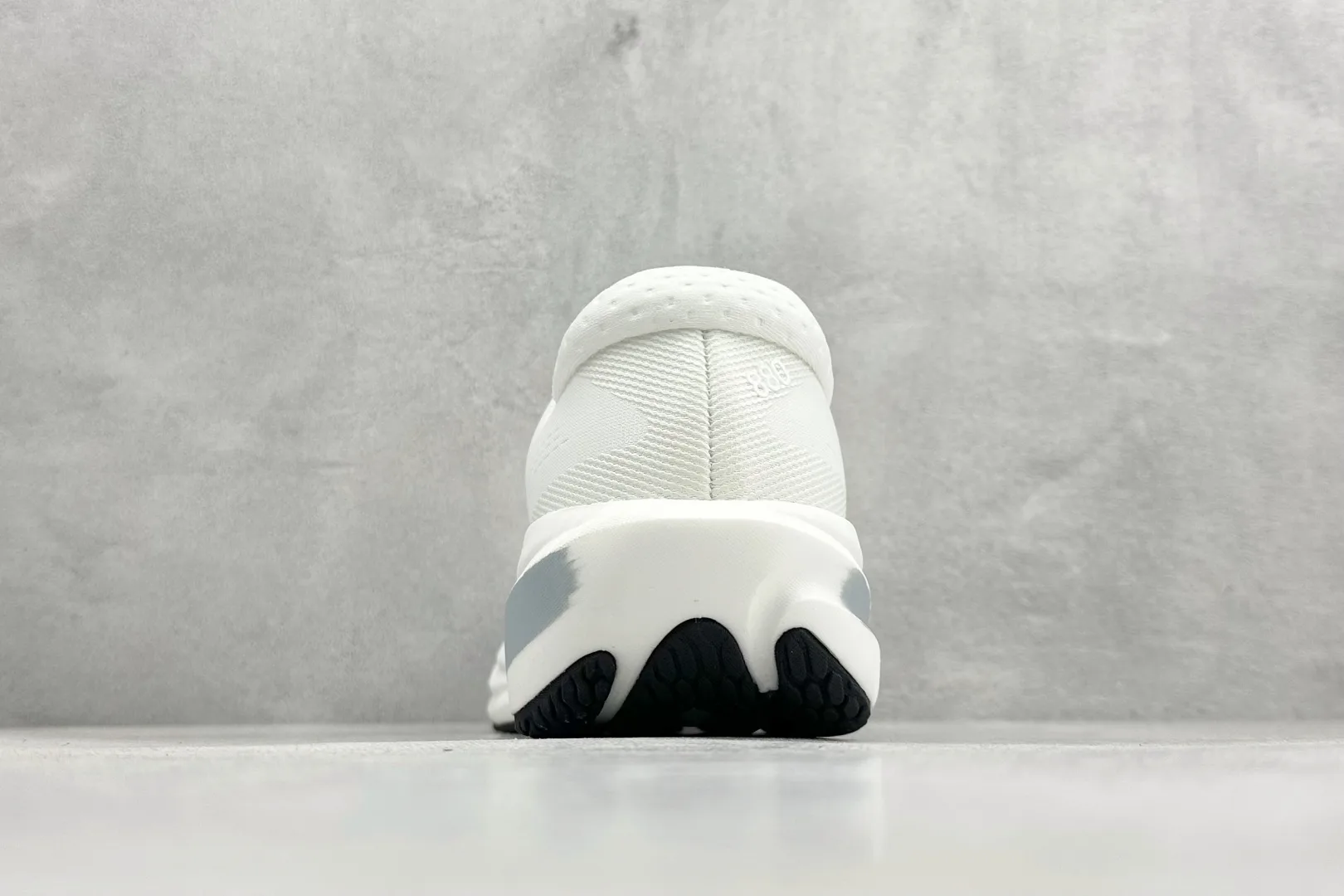 新百伦New Balance W880纯原版本M880白色缓震跑鞋 莆田新百伦货源 货号:W880W15