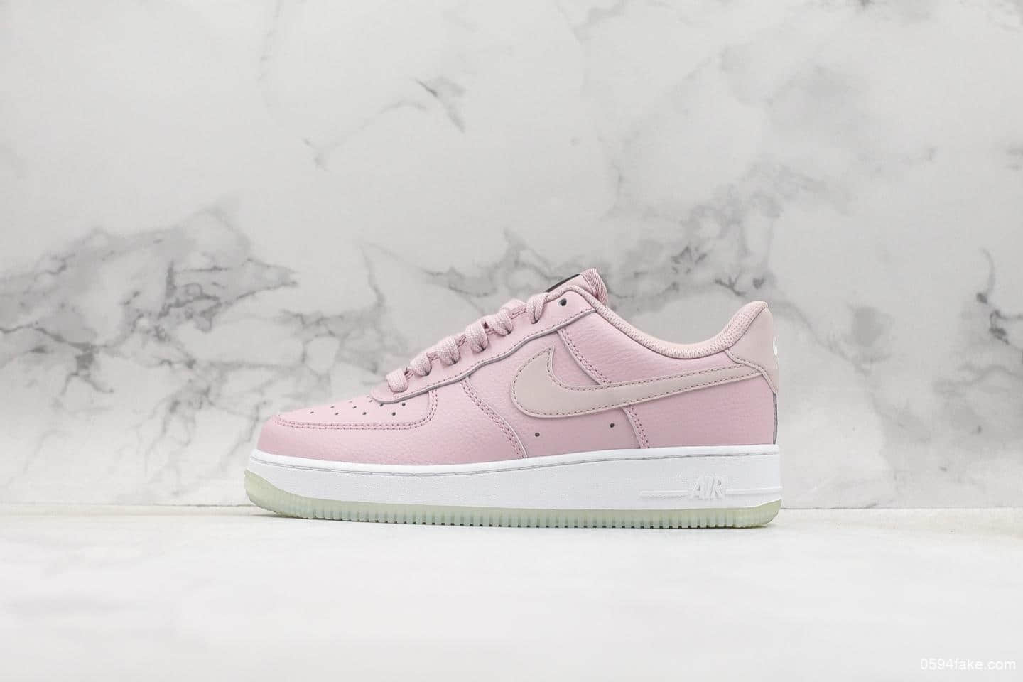 耐克Nike Air force1 07’V8空军一号白粉反光真标 低帮女子运动休闲鞋 原标原盒 (ID:11020) - 图片1