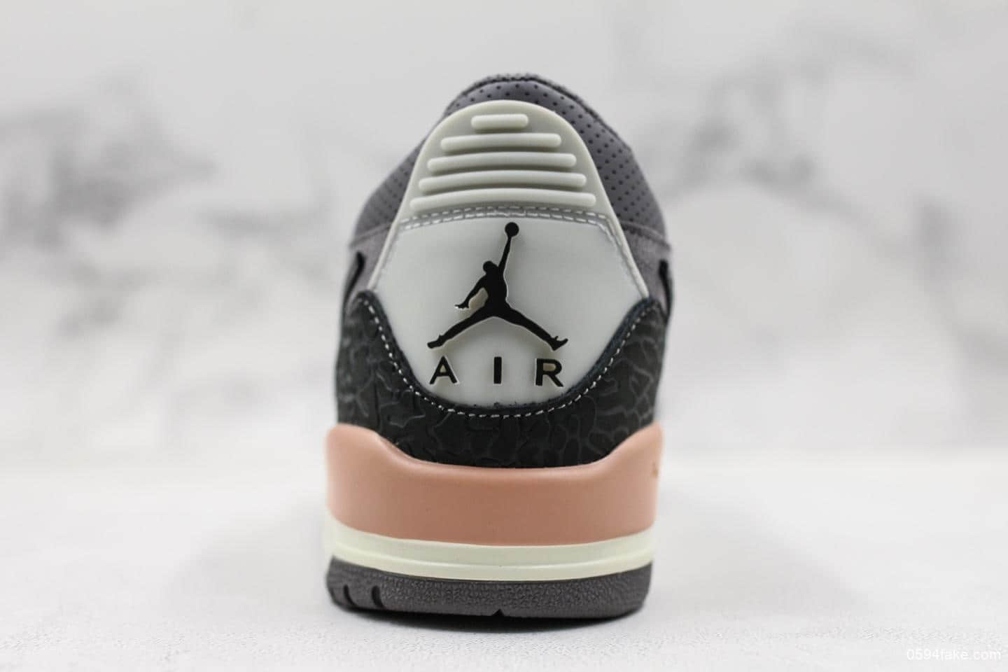 乔丹Jordan Legacy 312 Low灰粉色纯原版本带半码头层皮真标原盒原底原面小红书爆款 货号:CD9054-002