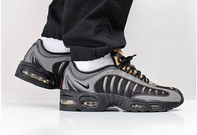 Nike Air Max Tailwind 4新配色你pick了没？ (ID:12278) - 图片1
