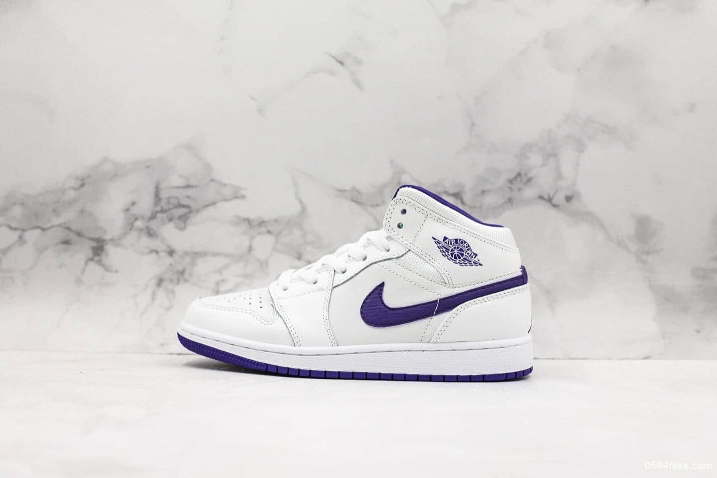 耐克Nike Air Jordan 1 Mid纯原版本乔丹中帮AJ1原盒原标正确中底区别市面尝鲜版本 货号:332148-137