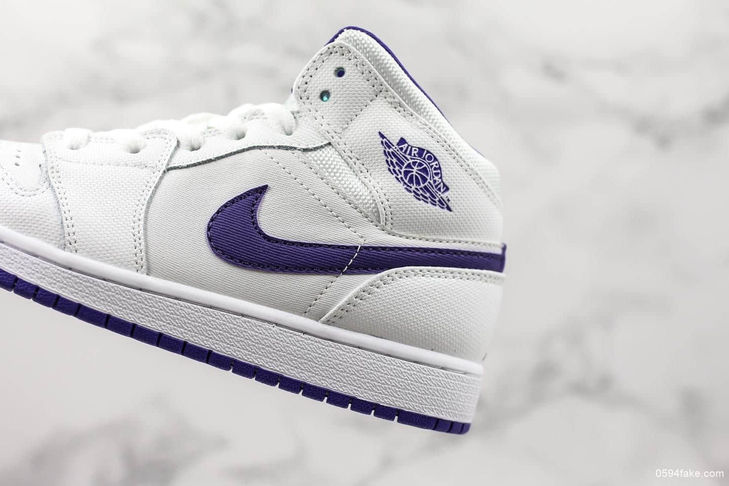 耐克Nike Air Jordan 1 Mid纯原版本乔丹中帮AJ1原盒原标正确中底区别市面尝鲜版本 货号:332148-137