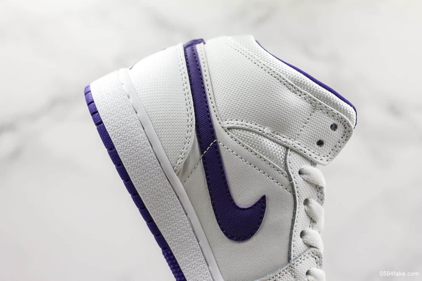 耐克Nike Air Jordan 1 Mid纯原版本乔丹中帮AJ1原盒原标正确中底区别市面尝鲜版本 货号:332148-137