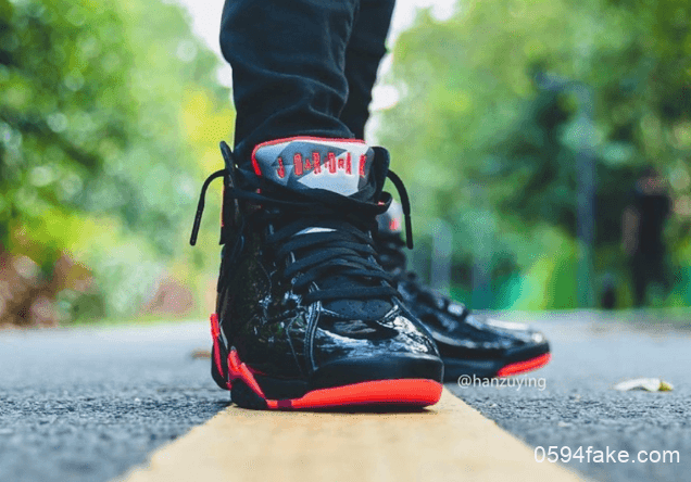 Air Jordan 7 WMNS “Black Patent Leather”释出上脚图!质感不俗! 货号:313358-006