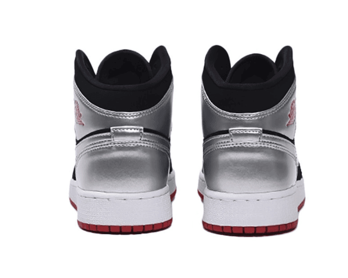 Air Jordan 1 Mid再曝新配色!银色漆皮太亮眼! 货号:554725-057