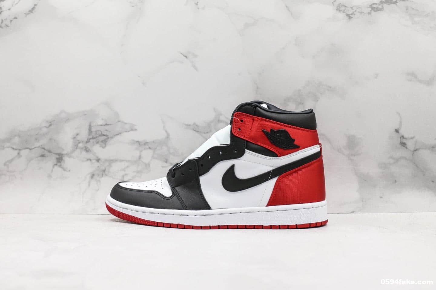 乔丹Air Jordan 1 SATIN BLACK TOE纯原版本丝绸黑脚趾独家采用原厂材料原鞋一直中底三点定位大几率过验 (ID:13394) - 图片1