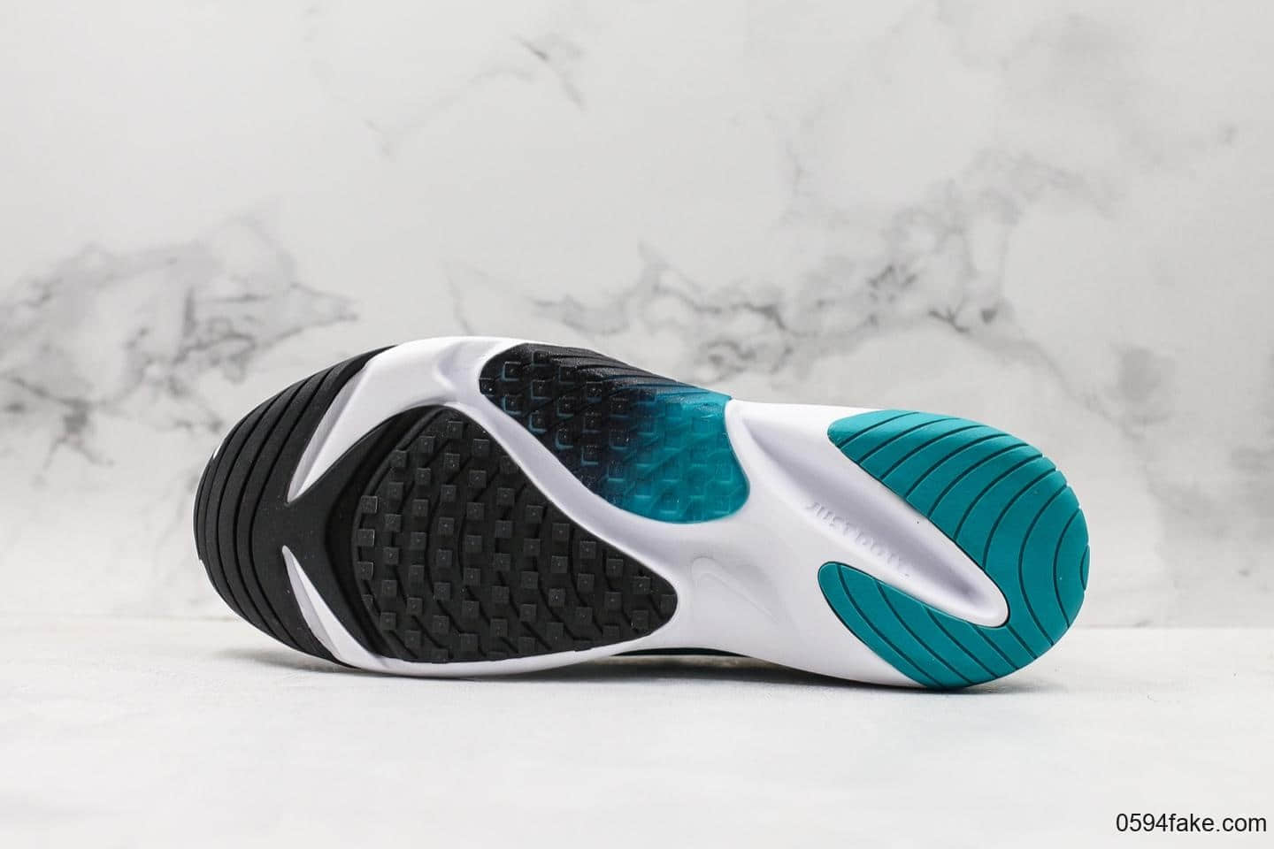 耐克Nike Zoom 2000纯原版本2K复古老爹鞋原盒原标内置气垫 货号:AO0269-106