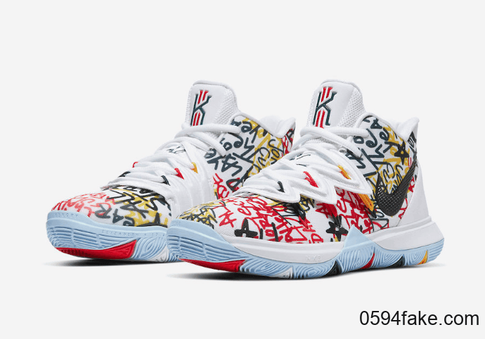 个性涂鸦!这双Kyrie 5心动了吗? 货号:CW4403-100