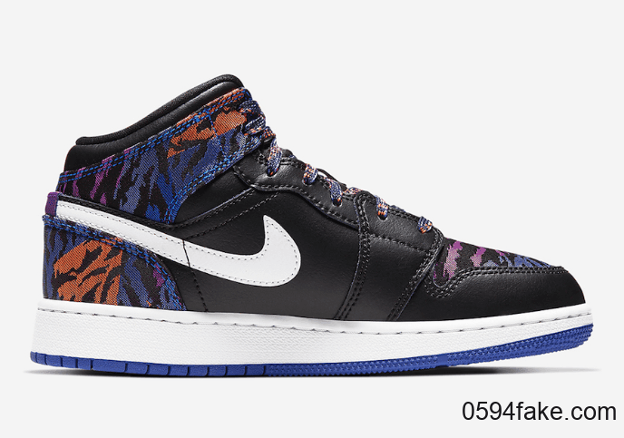 彩色虎纹印花装扮!这双Air Jordan 1 Mid你打几分? 货号:AV5174-005