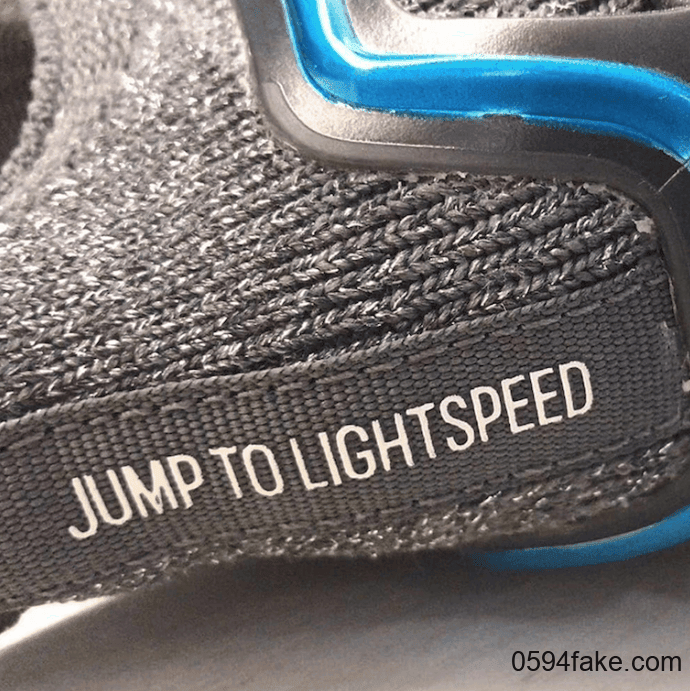 《Star Wars 》x adidas Ultra Boost 2019 “Millennium Falcon” 将于12月20日发售!