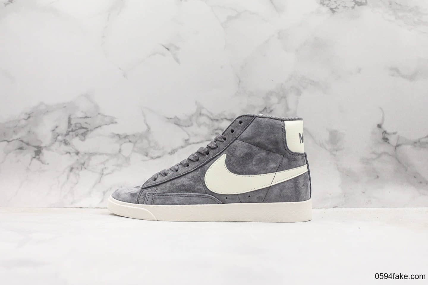 耐克Nike Blazer Mid Vintage Suede开拓者中帮板鞋深灰公司级带半码 搭载Zoom Air缓震科技脚感舒适澎湃 (ID:15846) - 图片1