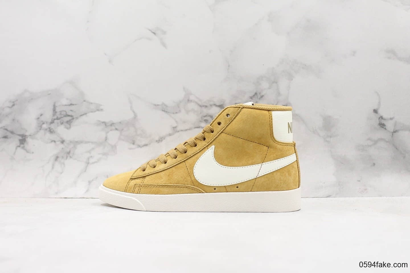 耐克Nike Blazer Mid Vintage Suede开拓者中帮休闲板鞋姜黄色公司级带半码 原版皮料精致质感 货号:917862-700