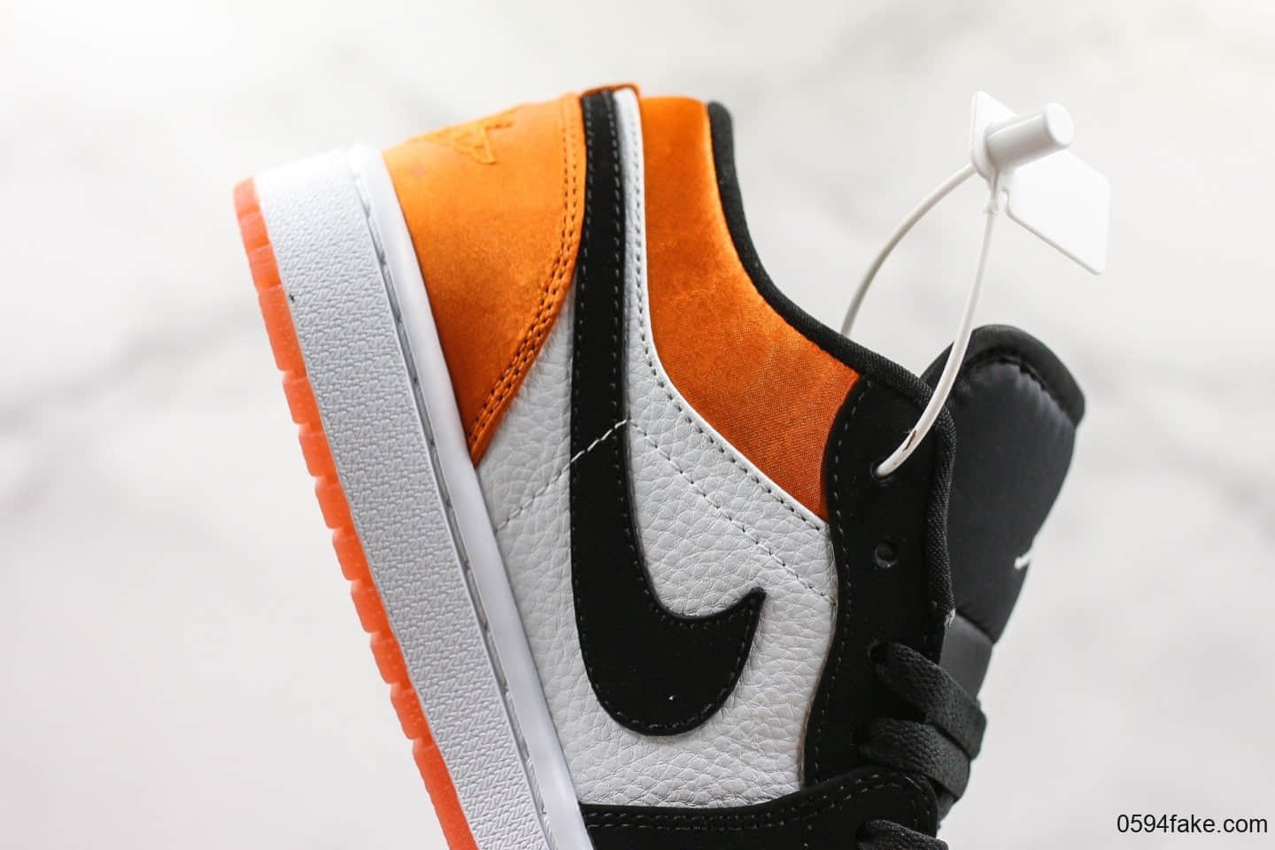 乔丹Air Jordan 1 Low Shattered Backboard纯原版本乔1黑橙丝绸扣碎低帮系列休闲百搭运动板鞋 货号:553558-010