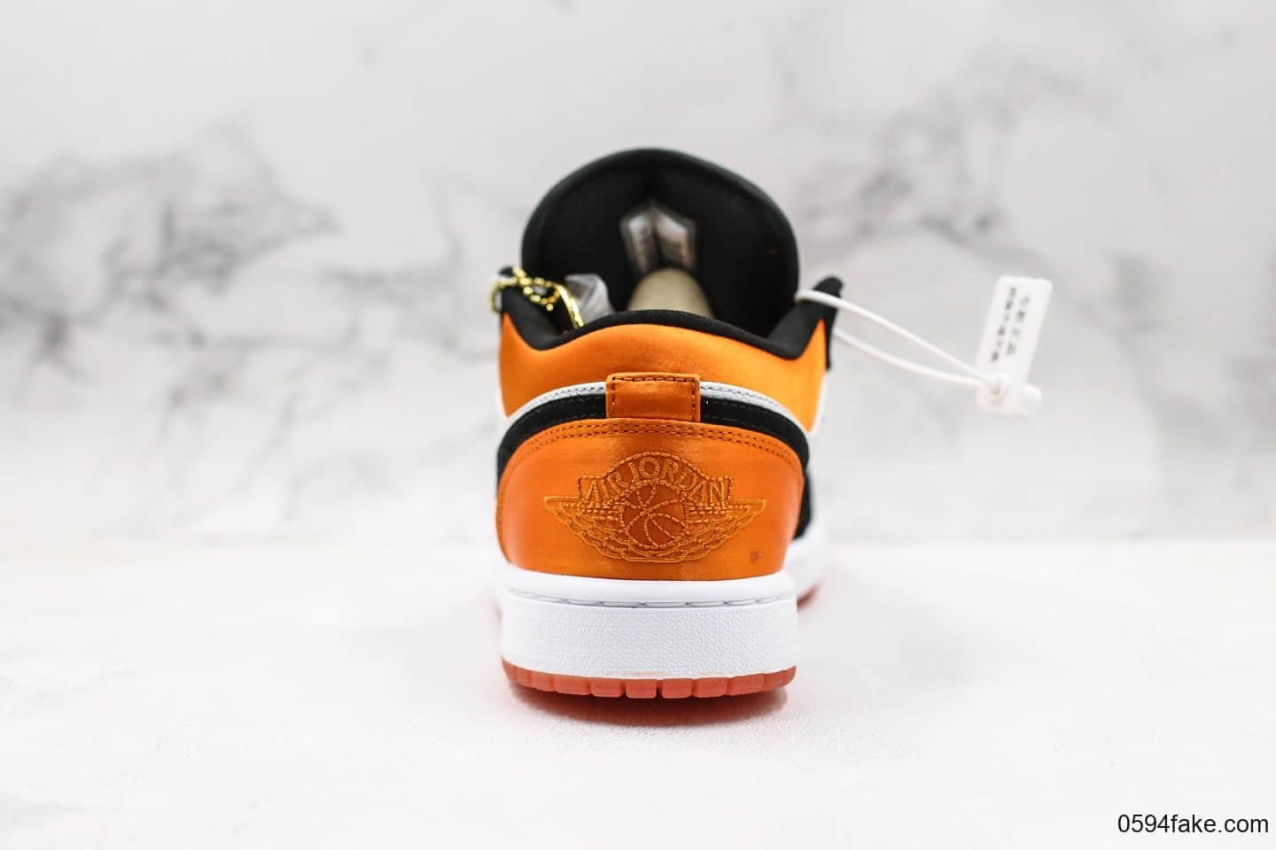 乔丹Air Jordan 1 Low Shattered Backboard纯原版本乔1黑橙丝绸扣碎低帮系列休闲百搭运动板鞋 货号:553558-010