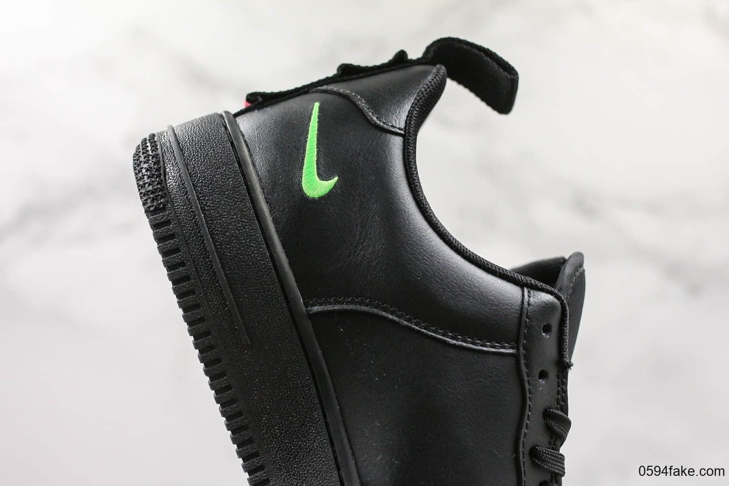 耐克Nike Air Force 1 LV8 UL纯原版本空军一号黑粉绿勾低帮休闲运动板鞋 货号:CQ4611-001