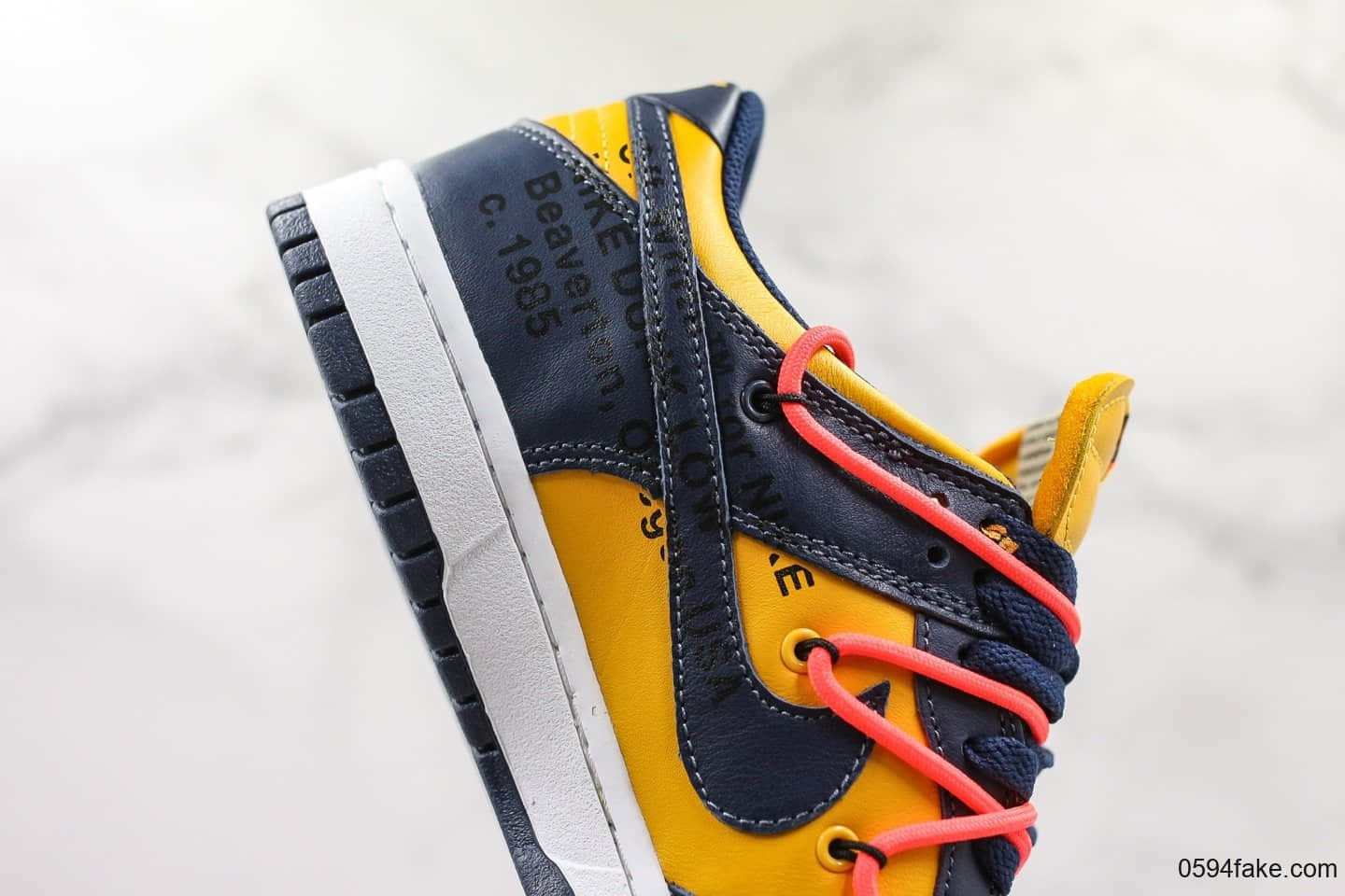耐克Nike SB Dunk Low联名OFF-White黑橙色纯原版本新款内置气垫SB系列DUNK板鞋 货号:CT0856-700