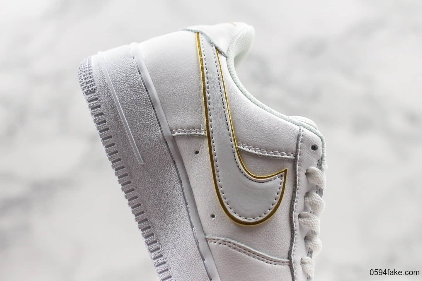 耐克Nike Air Force 1'07 LV8公司级版本低帮空军一号新镭射金边板鞋原标原盒半码齐全全掌气垫加持 货号:AO2132-101