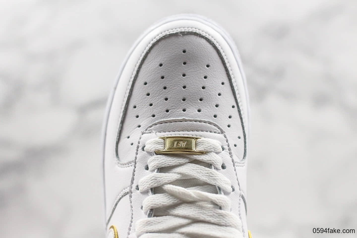 耐克Nike Air Force 1'07 LV8公司级版本低帮空军一号新镭射金边板鞋原标原盒半码齐全全掌气垫加持 货号:AO2132-101