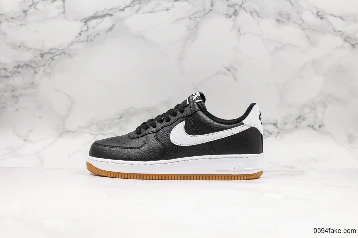 耐克Nike Air Force 1空军一号低帮板鞋休闲运动鞋黑白公司级带半码优质头层皮 (ID:16930) - 图片1