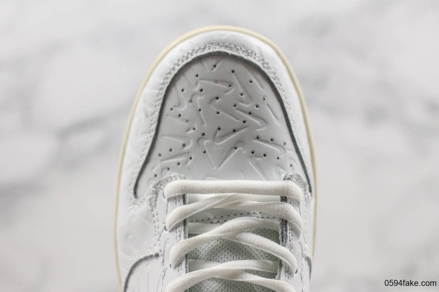 耐克Nike SB Dunk Low OG Quick Strike x Ben-G阿姆斯特丹联名款扣篮系列低帮经典百搭休闲运动板鞋皮革白绿压纹钩 货号:BV1310-330