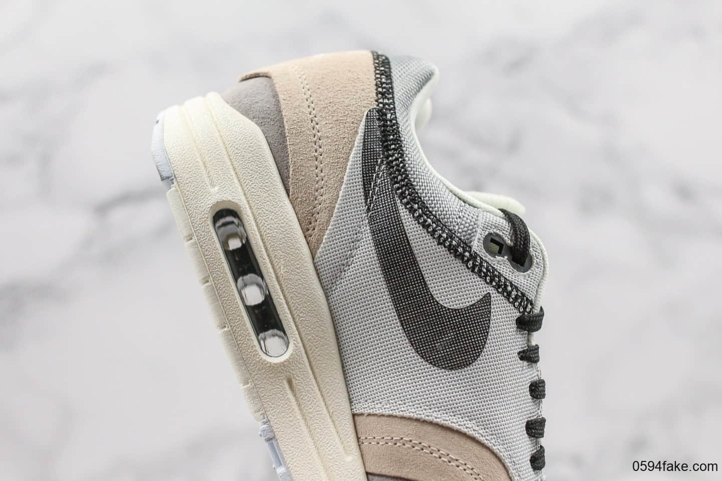耐克Nike Air Max 1 Inside Out纯原版本Max1气垫鞋原档案数据开发原纸板楦头打造 货号:B8069