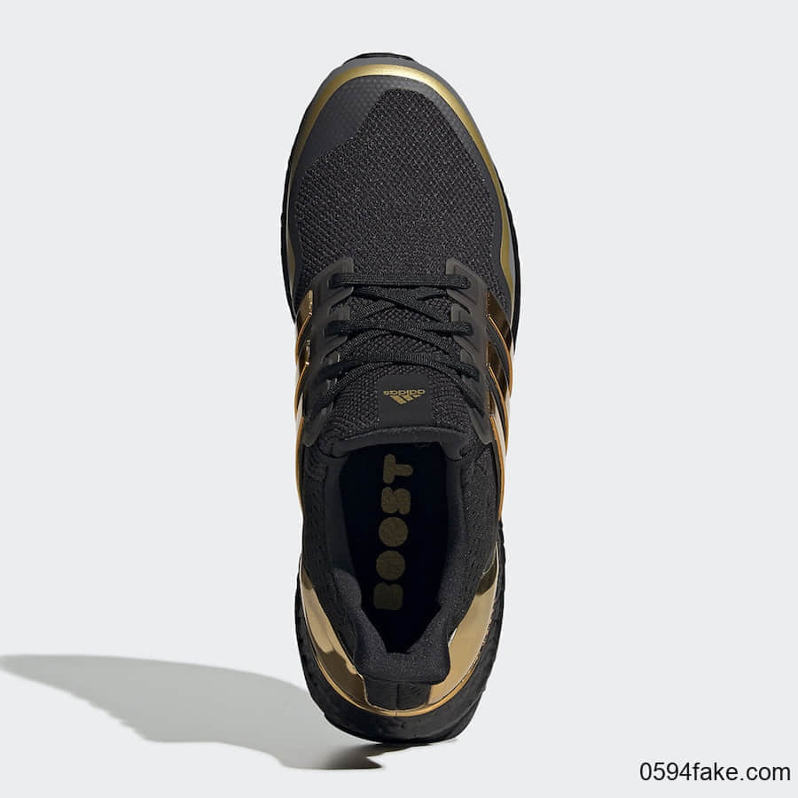 全新adidas Ultra Boost曝光!黑金配色气质非凡! 货号:EG8102