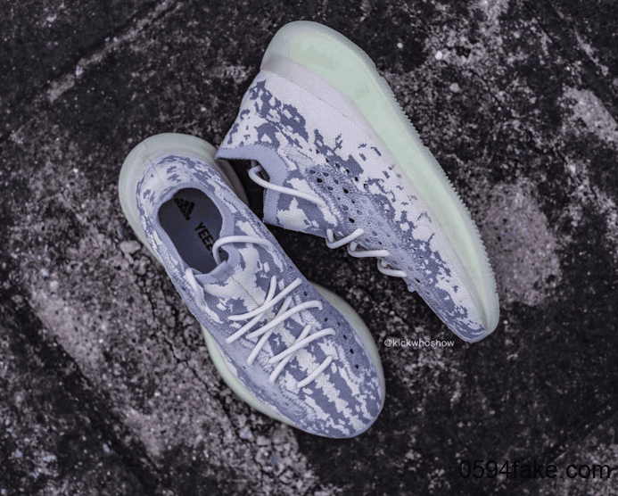 Yeezy Boost 380“ Alien”释出最新实物图和上脚美照!好看到发出土拨鼠尖叫! 货号:FB6878