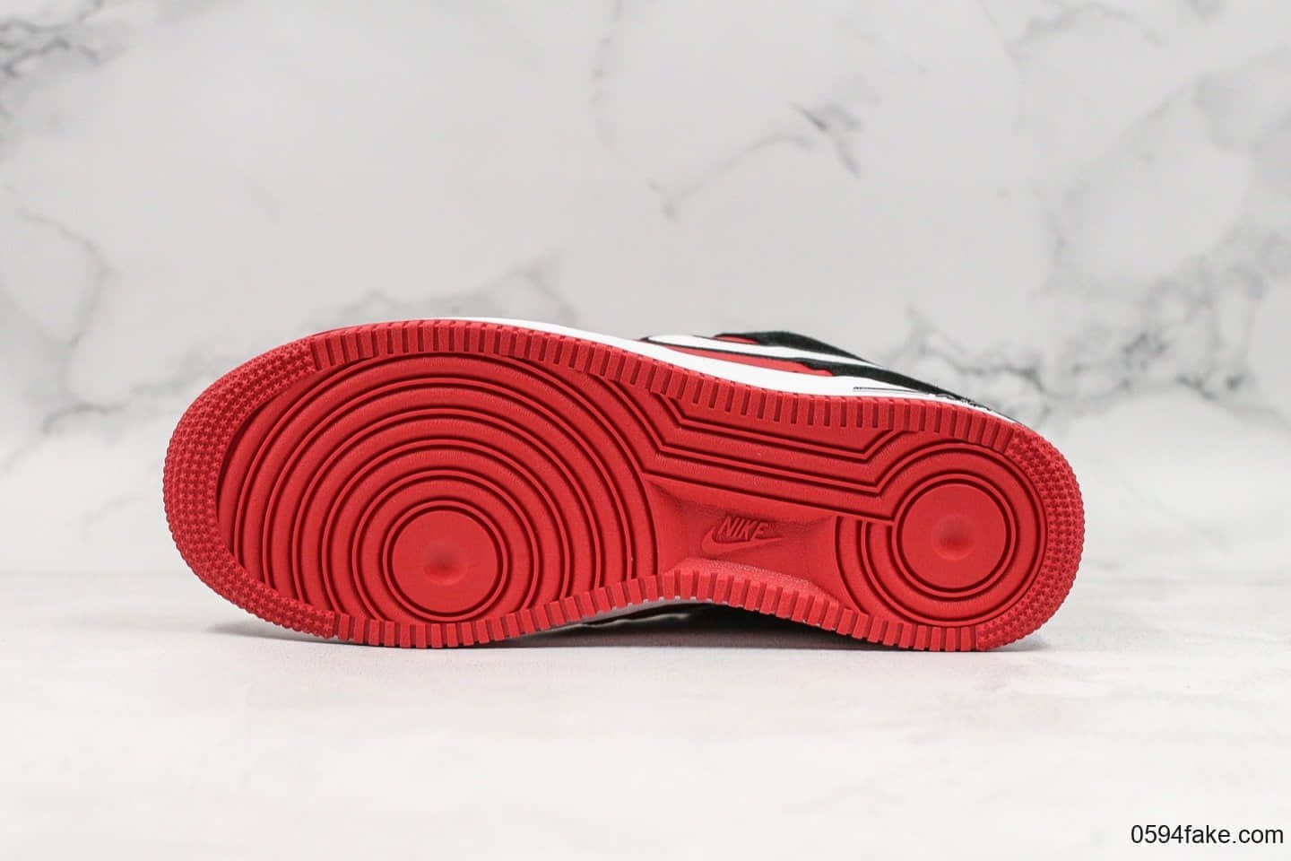 耐克Nike Air Force 1 '07 LV8 1“Mystic Red”海外限定配色红黑公司级原楦开发原装硬质牛剖层移模革 货号:AO2439-600