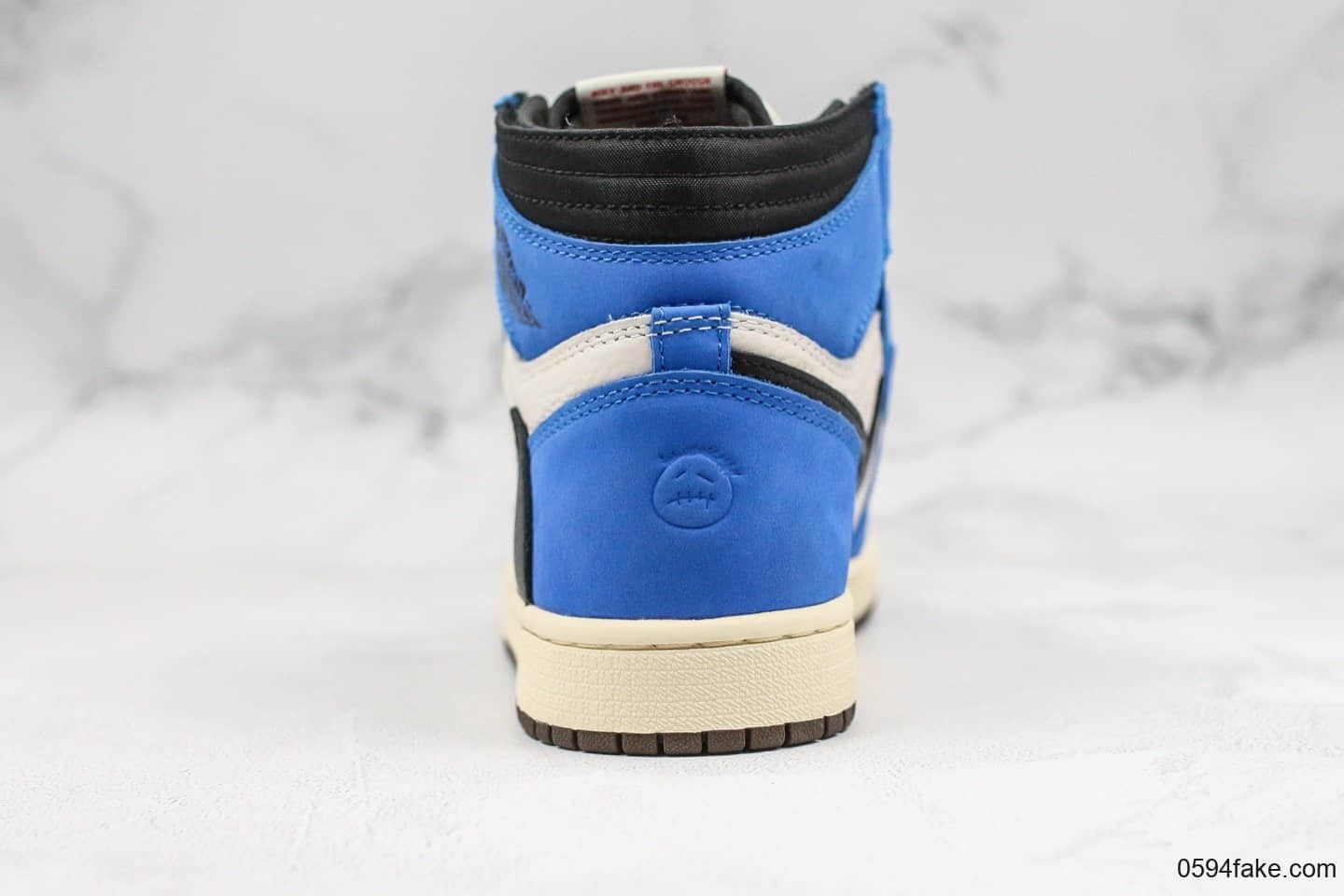 乔丹Air Jordan 1 Retro High OG纯原版本蓝色倒钩高帮实战篮球鞋 货号:CD4487-102
