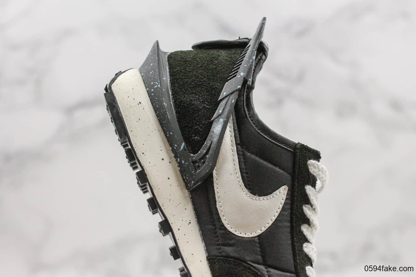 耐克Undercover X Nike Daybreak高桥盾联名异形设计华夫赛车休闲慢跑鞋黑白真标带半码正确logo饰片原装抽屉礼盒 货号:AA6853-001