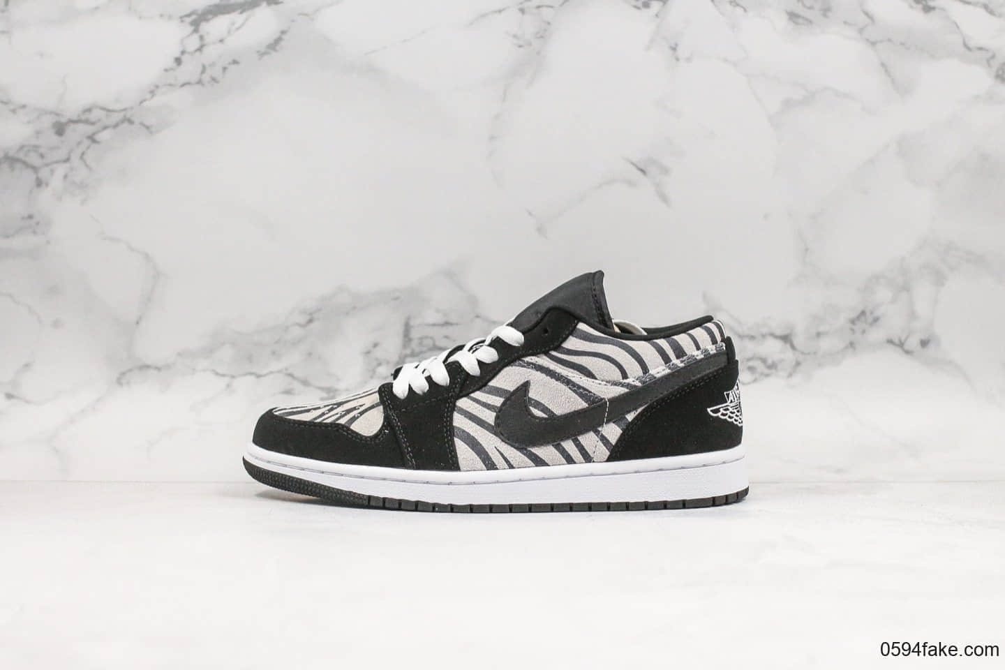 乔丹Air Jordan 1 Low GS Zebra全新斑马纹配色纯原版本内置气垫鞋面采用黑色牛巴革材质低帮AJ1 (ID:18762) - 图片1