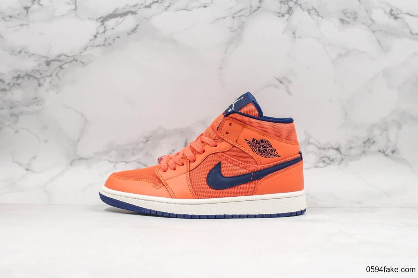 乔丹Air Jordan 1 Mid Releasing in Turf Orange珊瑚橙中帮AJ1纯原版本内置气垫搭载鞋面网眼透气 (ID:18976) - 图片1