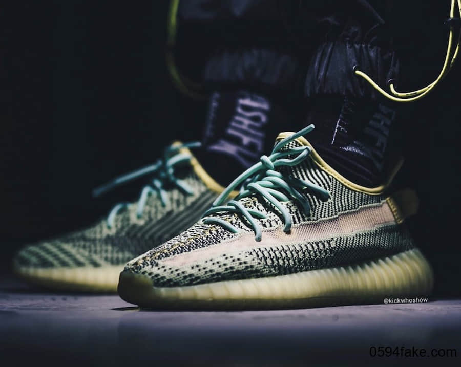 Yeezy Boost 350 V2 “Yeezreel”上脚图来了!超抢眼有没有!