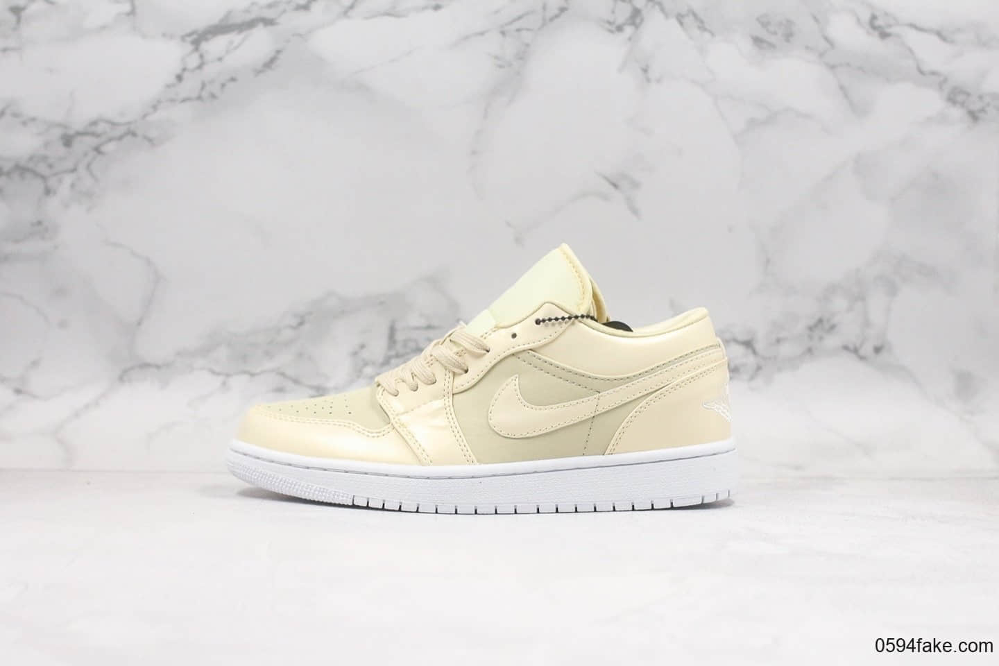 乔丹Air Jordan 1 Mid纯原版本奶油黄低帮AJ1全新二维码鞋标内置solo气垫正确私模大底 (ID:19790) - 图片1