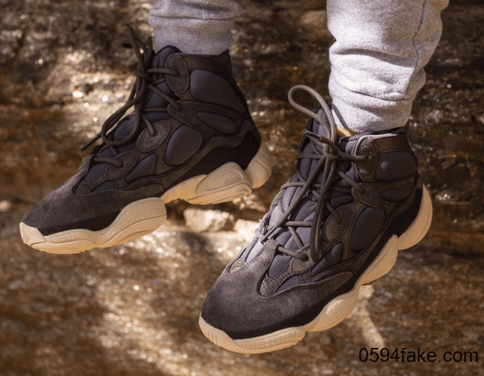 秋冬来一双吗?Yeezy 500 High“ Slate”最新上脚图曝光! 货号:FW4968