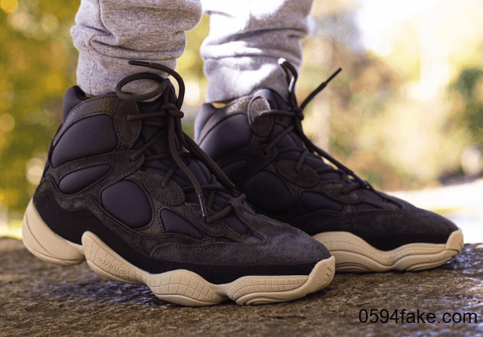 秋冬来一双吗?Yeezy 500 High“ Slate”最新上脚图曝光! 货号:FW4968