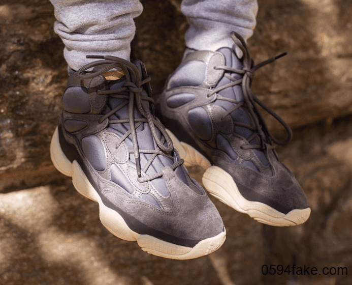 秋冬来一双吗?Yeezy 500 High“ Slate”最新上脚图曝光! 货号:FW4968