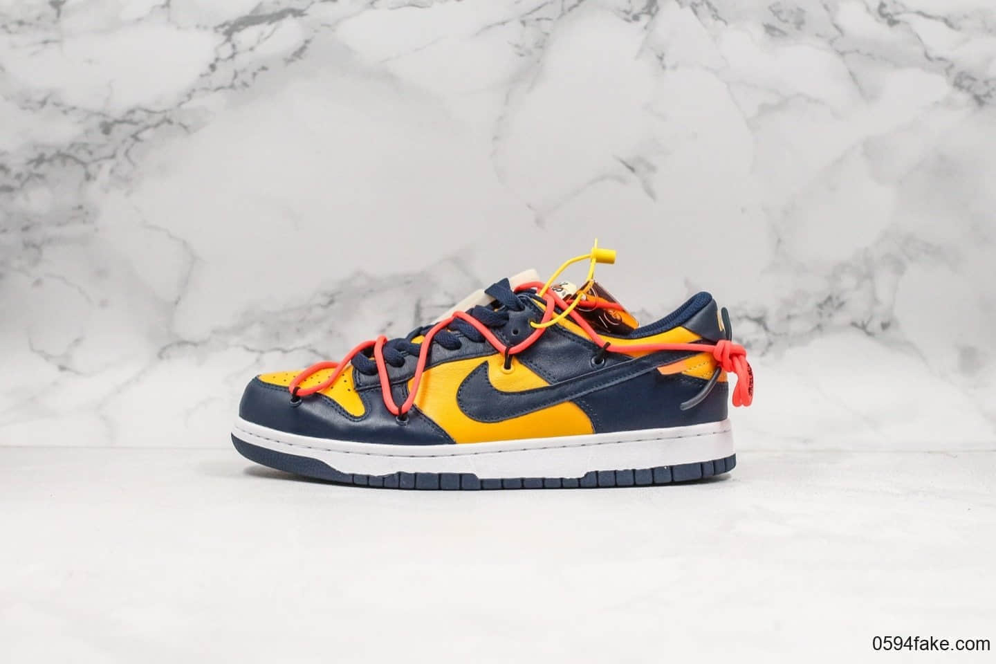 耐克Nike SB Dunk x off-White x Futura三方联名款OW纯原版本原厂材料原数据档案开模区别市面通货版本 (ID:20740) - 图片1