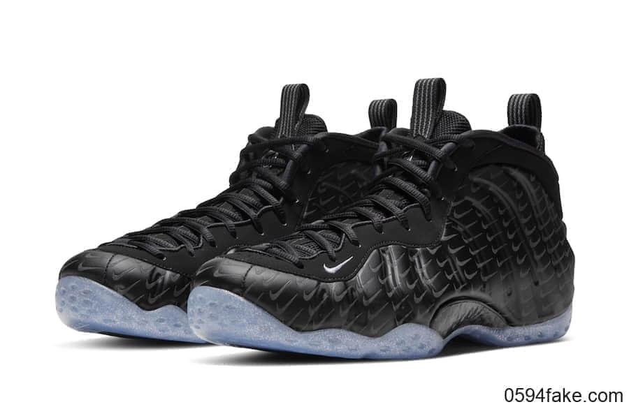 印满钩子！全新Air Foamposite One首度曝光！ (ID:21593) - 图片1