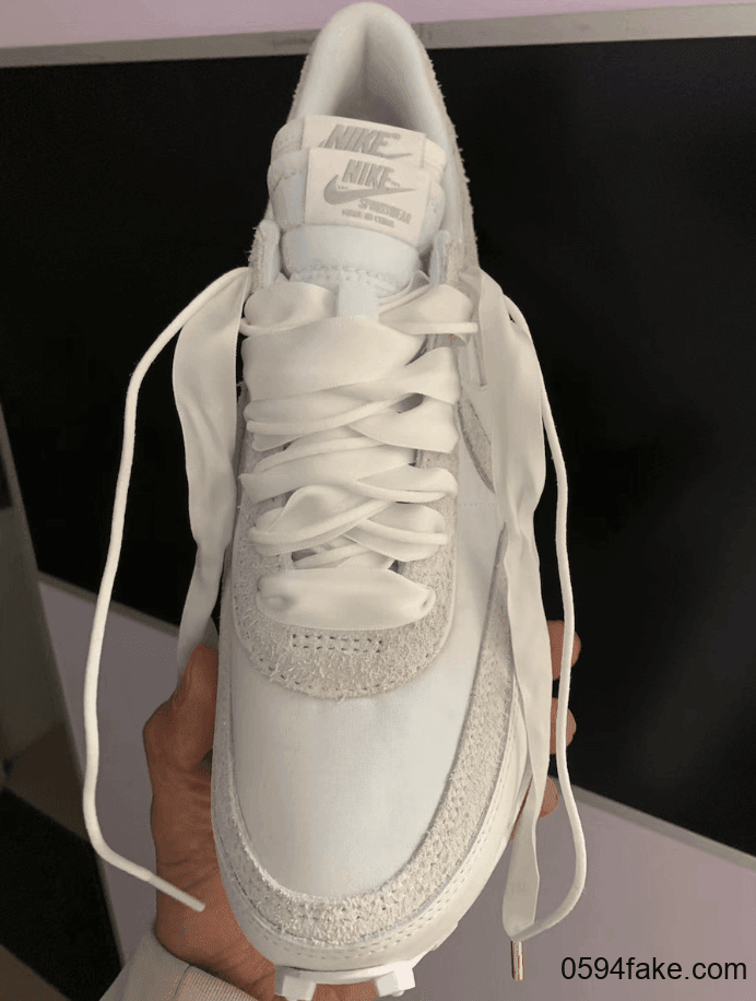简约百搭!Sacai x Nike LDWaffle“ White Nylon”实物图曝光!