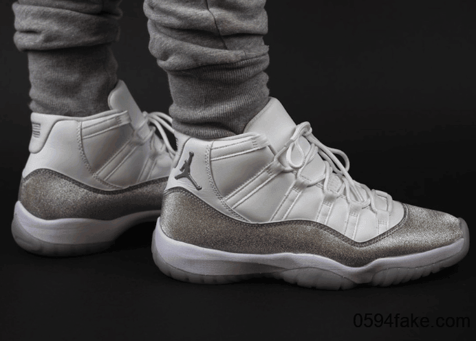 这双Air Jordan 11简直要闪瞎我了!好看到发出尖叫! 货号:AR0715-100