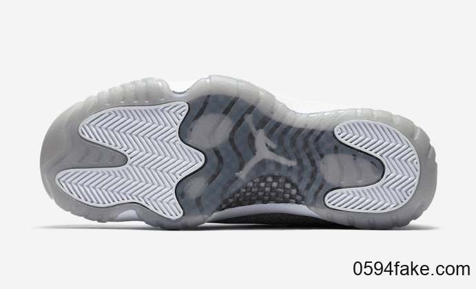 这双Air Jordan 11简直要闪瞎我了!好看到发出尖叫! 货号:AR0715-100