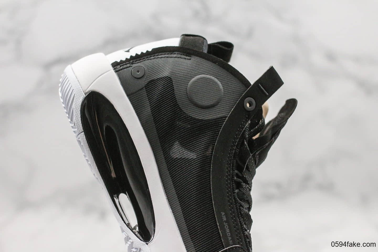 乔丹Air Jordan 34 Eclipse纯原版本乔34日食配色内置气垫鞋底镂空设计支持实战 货号：AR3240-001