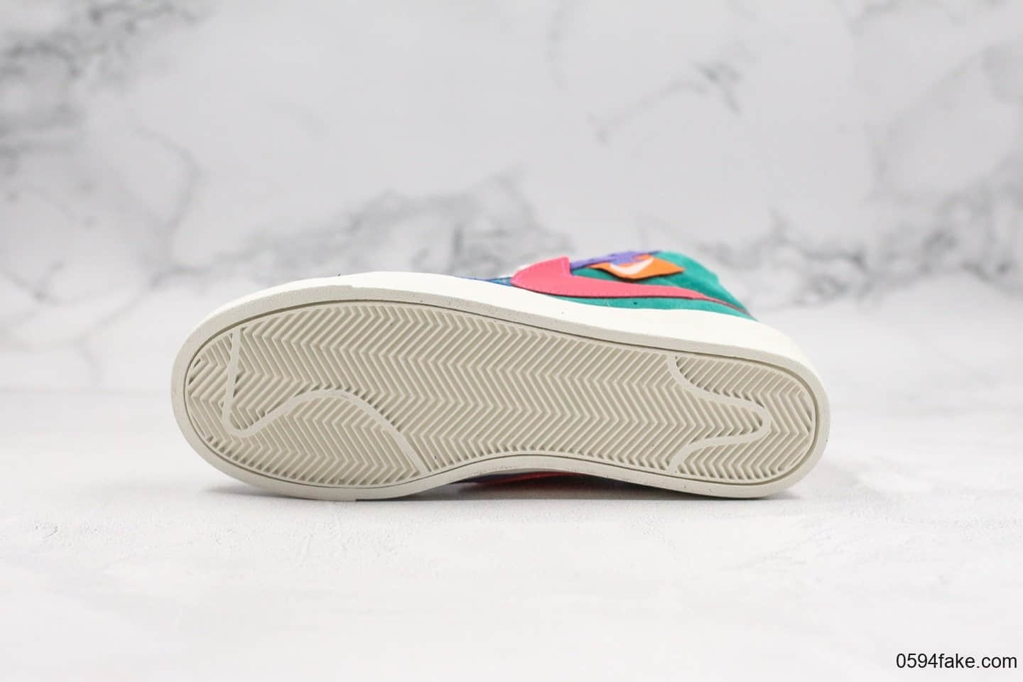 耐克Nike Blazer Mid公司级版本开拓者马卡龙配色拉链款2019新款女子解构拼色休闲高帮板鞋 货号：CQ7786-561