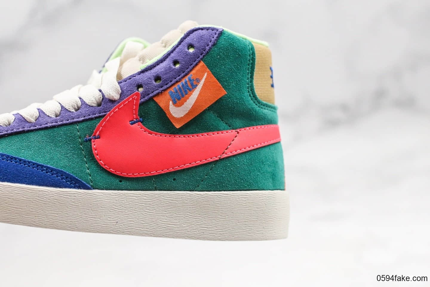 耐克Nike Blazer Mid公司级版本开拓者马卡龙配色拉链款2019新款女子解构拼色休闲高帮板鞋 货号：CQ7786-561