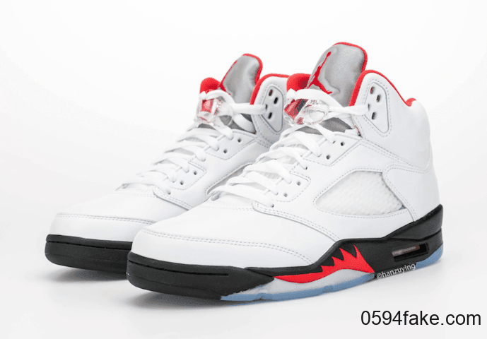 “流川枫”配色Air Jordan 5“Fire Red”最新实物图来了！看完分分钟种草！ (ID:23099) - 图片1