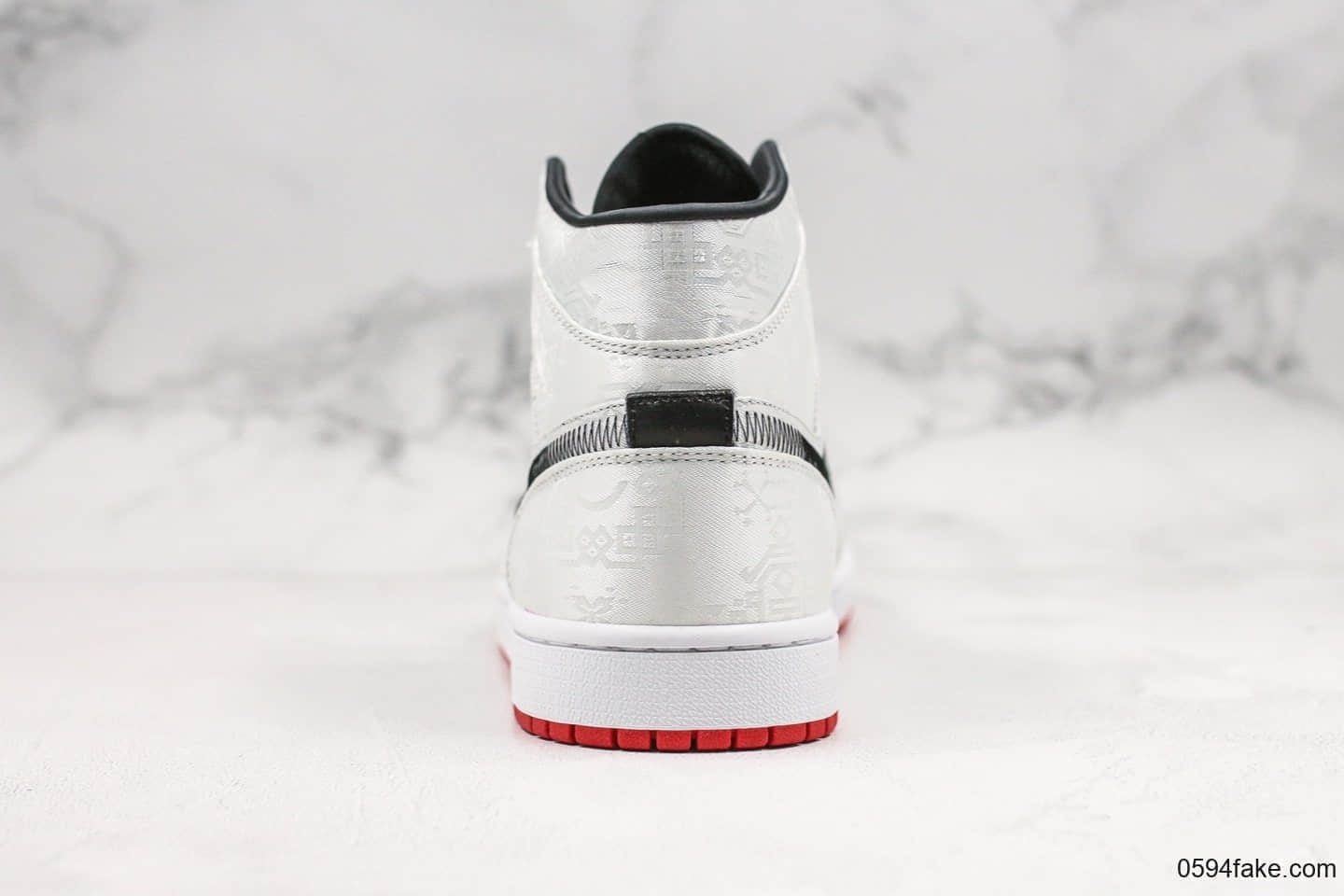 乔丹Air Jordan 1 Mid Fearless x CLOT纯原版本陈冠希联名款AJ1白丝绸双面可撕内置气垫原盒原标 货号:CU2804-100